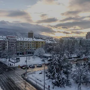 https://central-apartment-parking-two-bedrooms-sky-terrace.sofiahotelsbg.com